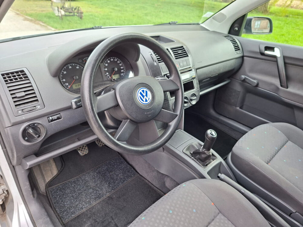 Polo 1.4 16V - 75ch CLIM/BLTH/DISTRIBNEUVE/PNSNEUFS/GAR6M 2001 occasion 59280 Armenti&egrave;res