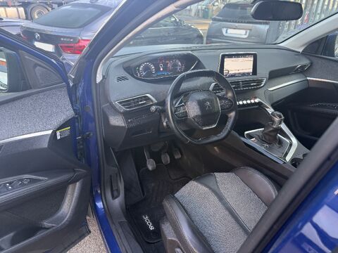 3008 1.2 Puretech 130ch Allure 2018 occasion 30000 N&icirc;mes
