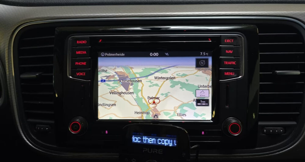 COCCINELLE II Coccinelle Cabriolet 2.0 TDI 150 club 2016 occasion 85600 Montaigu