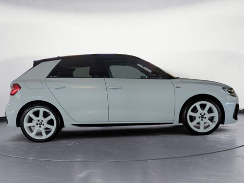 A1 Sportback 30 TFSI 110 ch S tronic 7 S Line 2023 occasion 85600 Montaigu