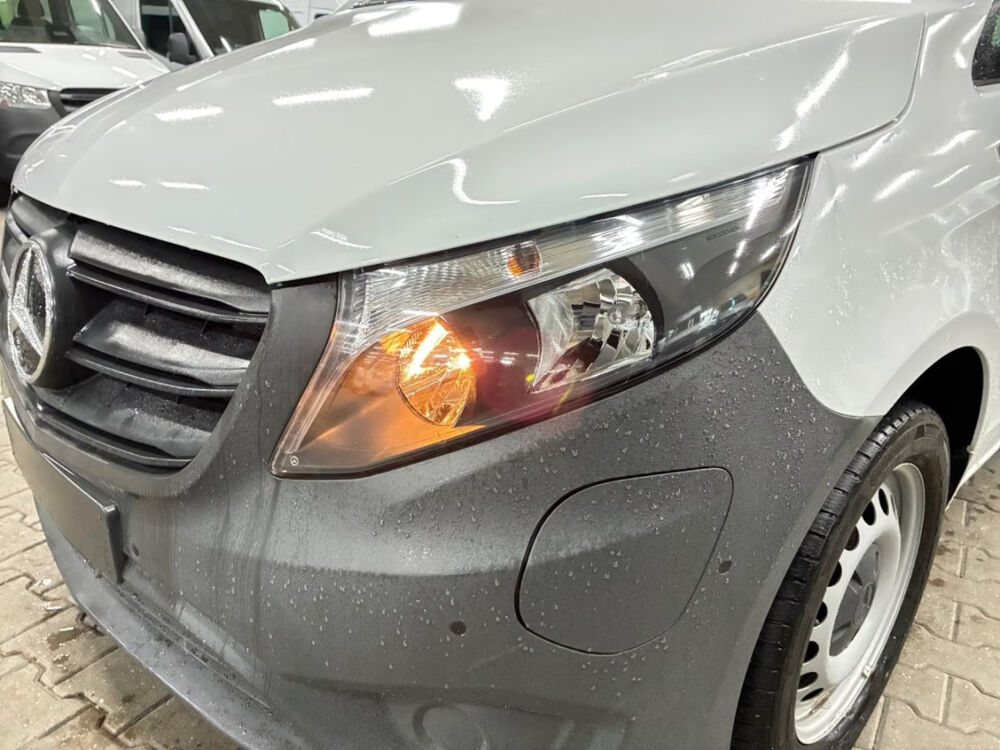 Vito E VITO FOURGON 60 KWH EXTRA LONG FWD 2023 occasion 85600 Montaigu