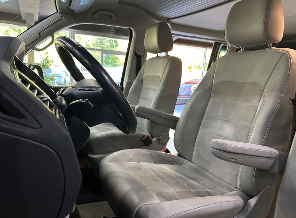 MULTIVAN California 2.0 TDI 150 4Motion coast 30 Years 2019 occasion 85600 Montaigu