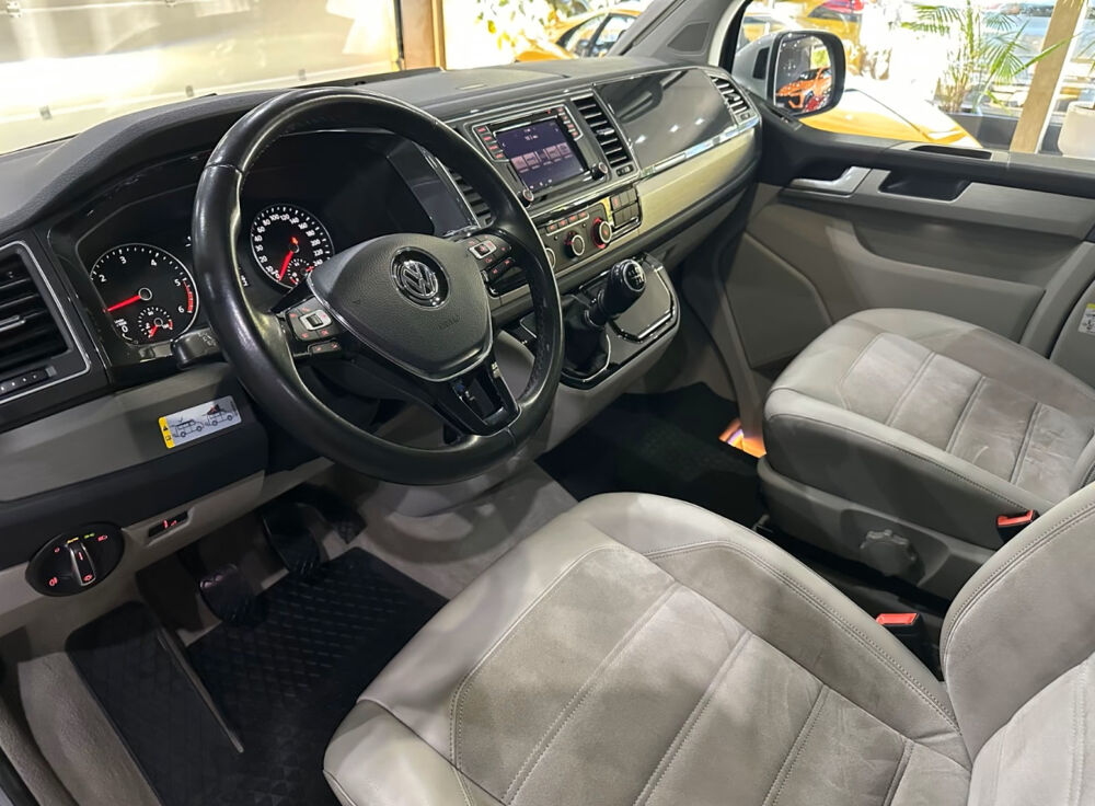 MULTIVAN California 2.0 TDI 150 4Motion coast 30 Years 2019 occasion 85600 Montaigu
