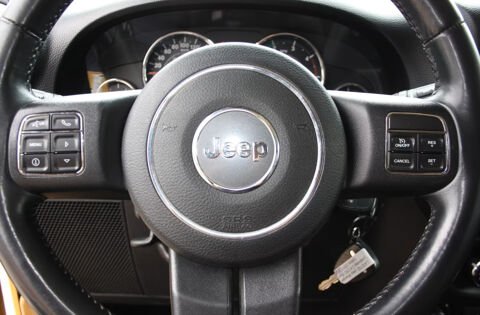 Wrangler 2.8 CRD 200 Unlimited Sahara A 2014 occasion 85600 Montaigu