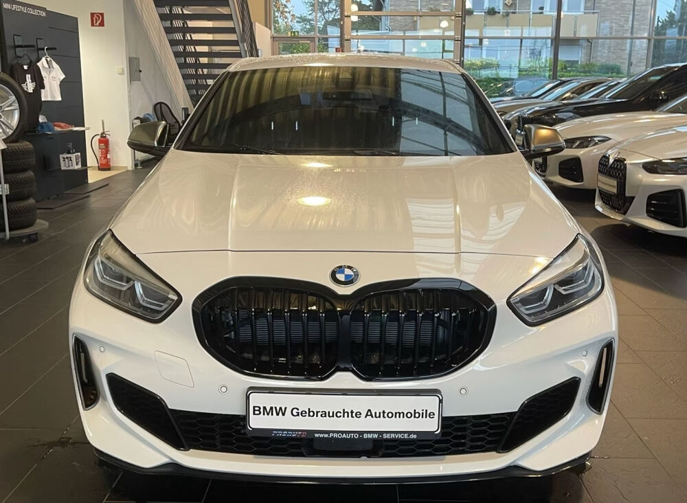 S&eacute;rie 1 M135i xDrive 306 ch BVA8 2020 occasion 85600 Montaigu