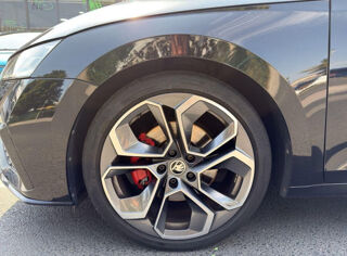 Octavia Combi 2.0 TDI 200 ch DSG7 RS 2022 occasion 85600 Montaigu