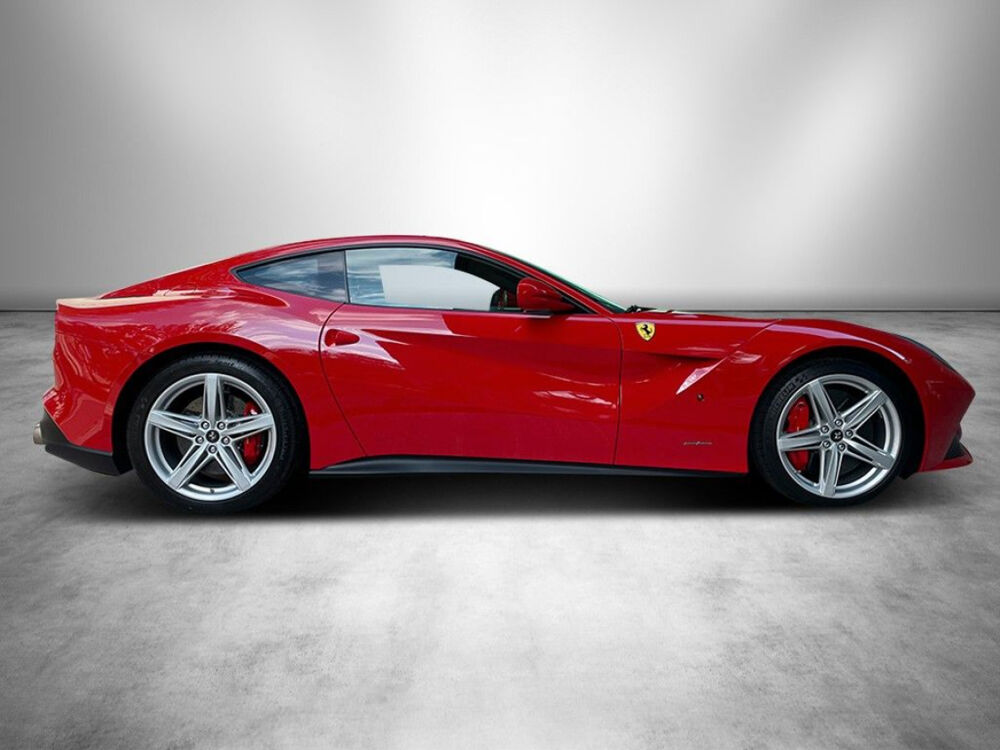 F12 Berlinetta V12 6.0 740ch 2013 occasion 85600 Montaigu