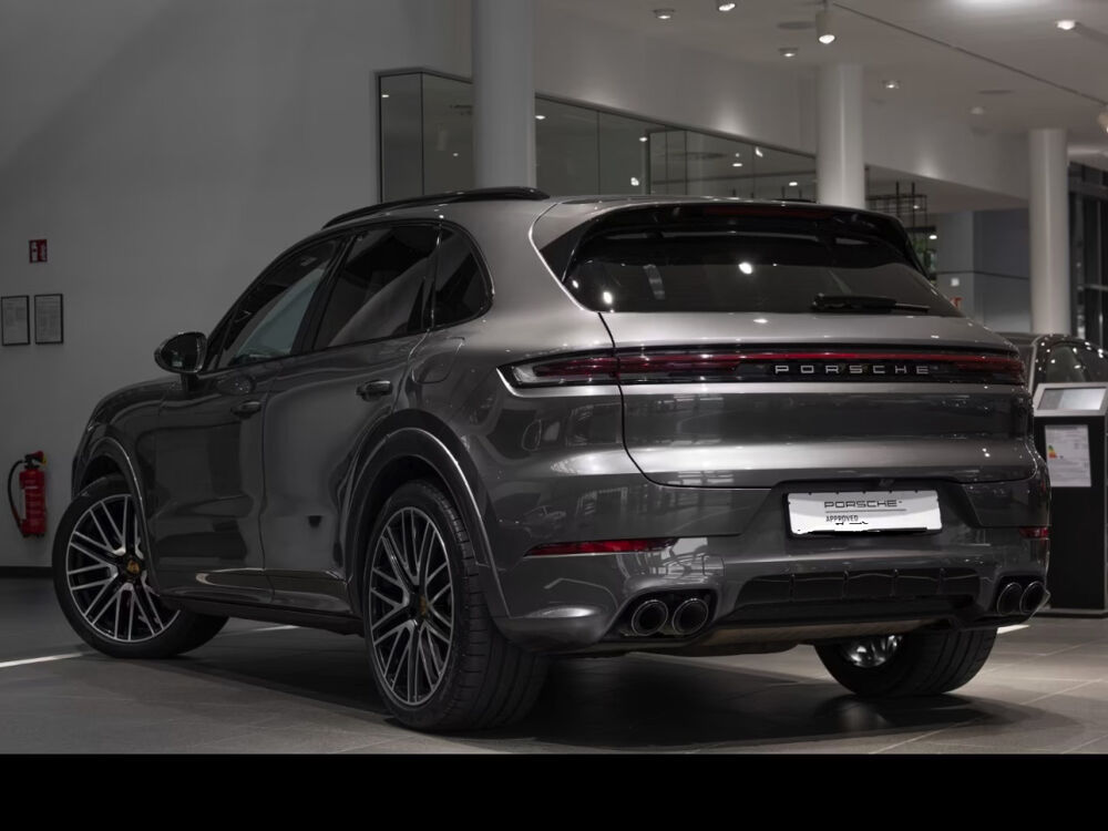 Cayenne E-Hybrid 3.0 V6 470 ch Tiptronic BVA 2023 occasion 85600 Montaigu