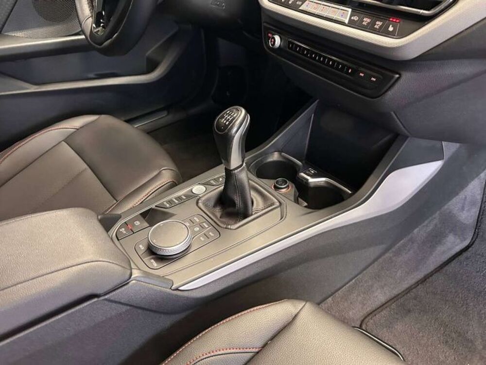 S&eacute;rie 1 116i 109ch CARPLAY/REGVIT/CUIRCHAUF/PARKSENSOR/GPS/JA/GAR12M 2021 occasion 59280 Armenti&egrave;res