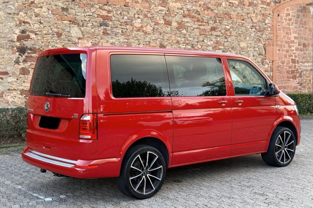 MULTIVAN Multivan 2.0 TDI 150 DSG7 4Motion Comfortline 2015 occasion 85600 Montaigu