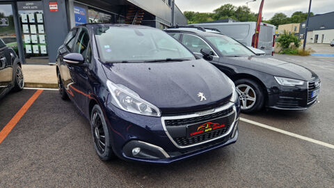 208 PureTech 82ch Signature CARPLAY SUIVI EXCLU PEUGEOT 2018 occasion 66750 Saint-Cyprien