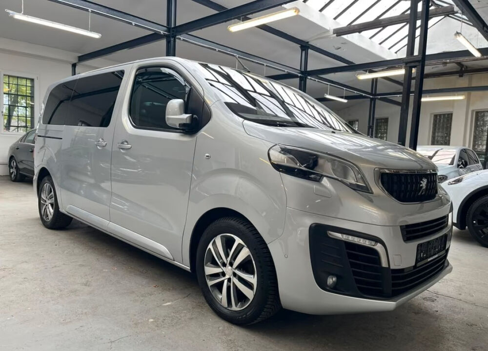 Traveller Standard 2.0 HDi 180ch EAT6 Allure 2016 occasion 85600 Montaigu