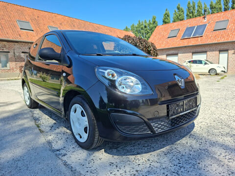 Annonce voiture Renault Twingo II 3750 €