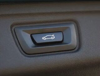 S&eacute;rie 3 318i 156ch BVA8 SIEGCHAUF/REGVIT/CARPLAY/ATTACHREM/PARKSENSO 2021 occasion 59280 Armenti&egrave;res