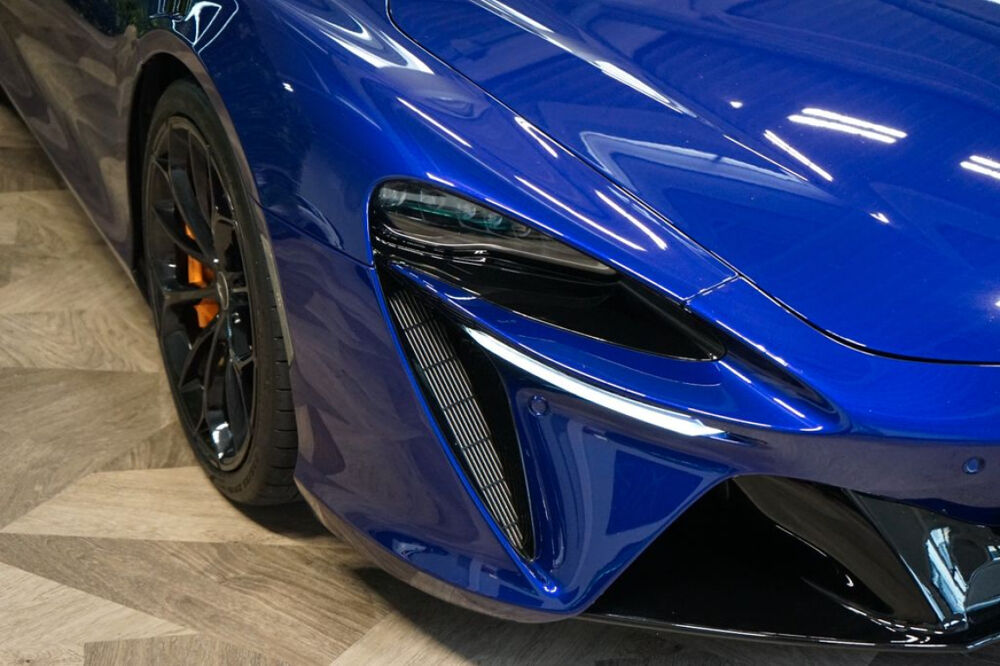 Artura McLaren V6 3.0 680ch 2023 occasion 85600 Montaigu