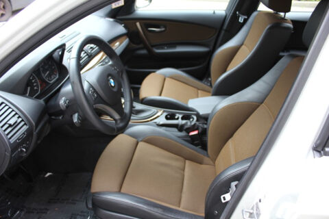 S&eacute;rie 1 118i 2.0 143ch Auto. SIEGCHAUF/REGVIT/BLTH/PARKSENSOR/JA/GAR 2011 occasion 59280 Armenti&egrave;res