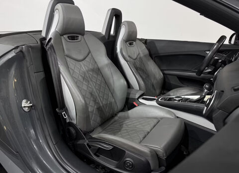 TT Roadster 2.0 TFSI 230 S tronic 6 S line 2015 occasion 85600 Montaigu