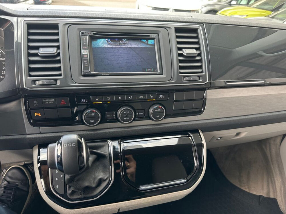 MULTIVAN Multivan 2.0 TDI 150 DSG7 2016 occasion 85600 Montaigu