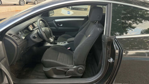 Laguna Coup&eacute; 2.0 dCi 150 Black Edition 2009 occasion 30620 Bernis