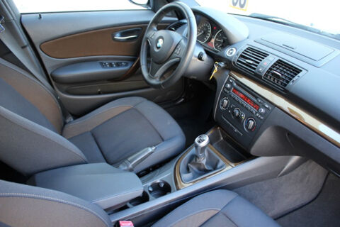 S&eacute;rie 1 116i 2.0 122ch 5 portes PARKSENSOR/ATTACHREM/JA/GAR12MOIS 2011 occasion 59280 Armenti&egrave;res