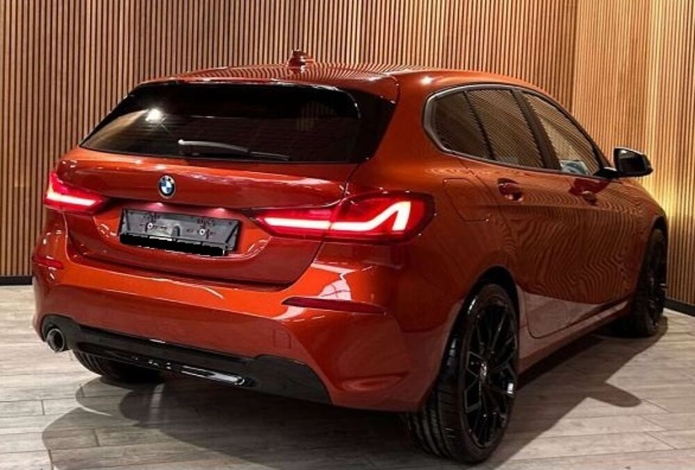 S&eacute;rie 1 116d 116ch Finition Black Pack CARPLAY/REGVIT/CUIR/PARKSENSO 2021 occasion 59280 Armenti&egrave;res