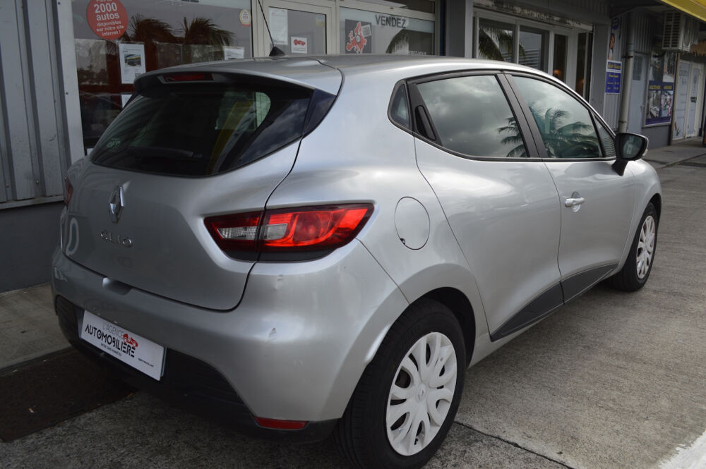 Clio III Clio IV 1.2 16V 75 Zen 2015 occasion 97122 Baie-Mahault