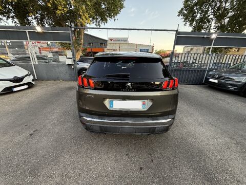 3008 1.2 Puretech 130ch EAT6 Allure 2018 occasion 30000 N&icirc;mes