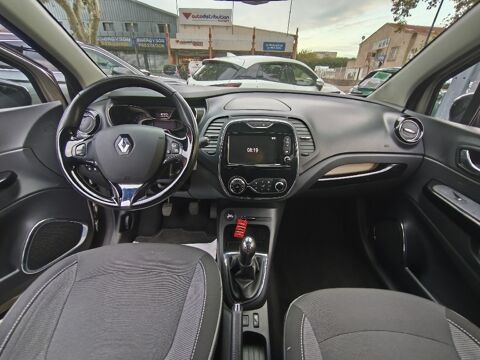 Captur 0.9i TCe 90 Energy Intens 2015 occasion 30000 N&icirc;mes