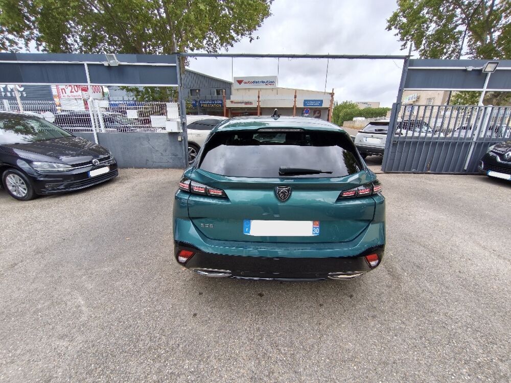 308 SW PureTech 130ch S et S EAT8 Allure 2023 occasion 30000 N&icirc;mes