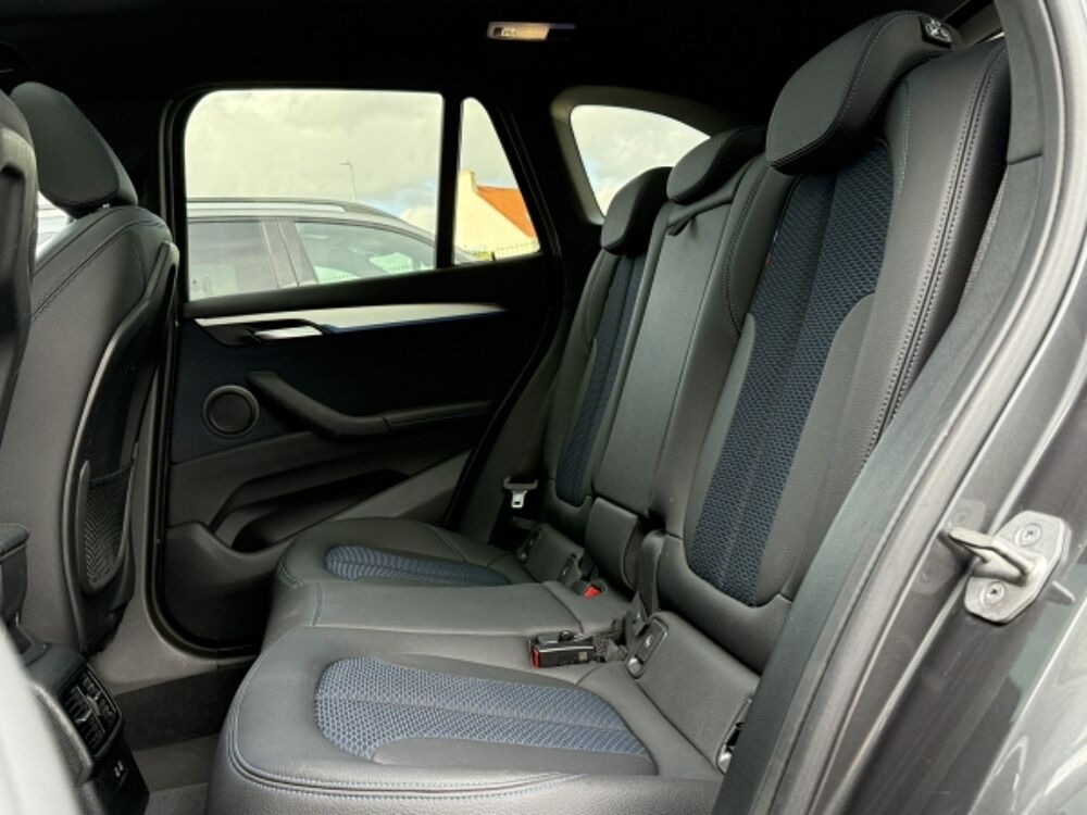 X1 sDrive 18i 136ch Auto. Pack M TOITPANO/CAM/SIEGCHAUF/ATTACHR 2021 occasion 59280 Armenti&egrave;res