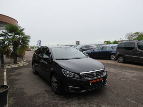 308 SW BlueHDi 130ch S et S EAT8 Allure 2019 occasion 10410 Saint-Parres-aux-Tertres