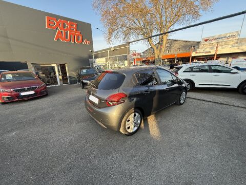 208 1.2 PureTech 82ch Style 2017 occasion 30000 N&icirc;mes