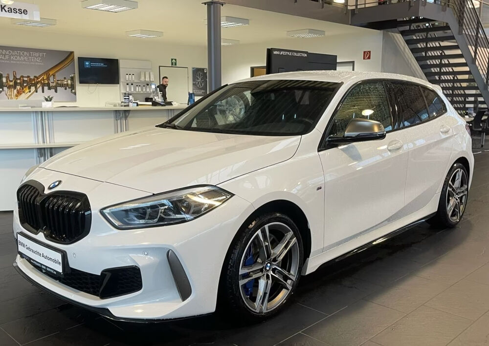 S&eacute;rie 1 M135i xDrive 306 ch BVA8 2020 occasion 85600 Montaigu