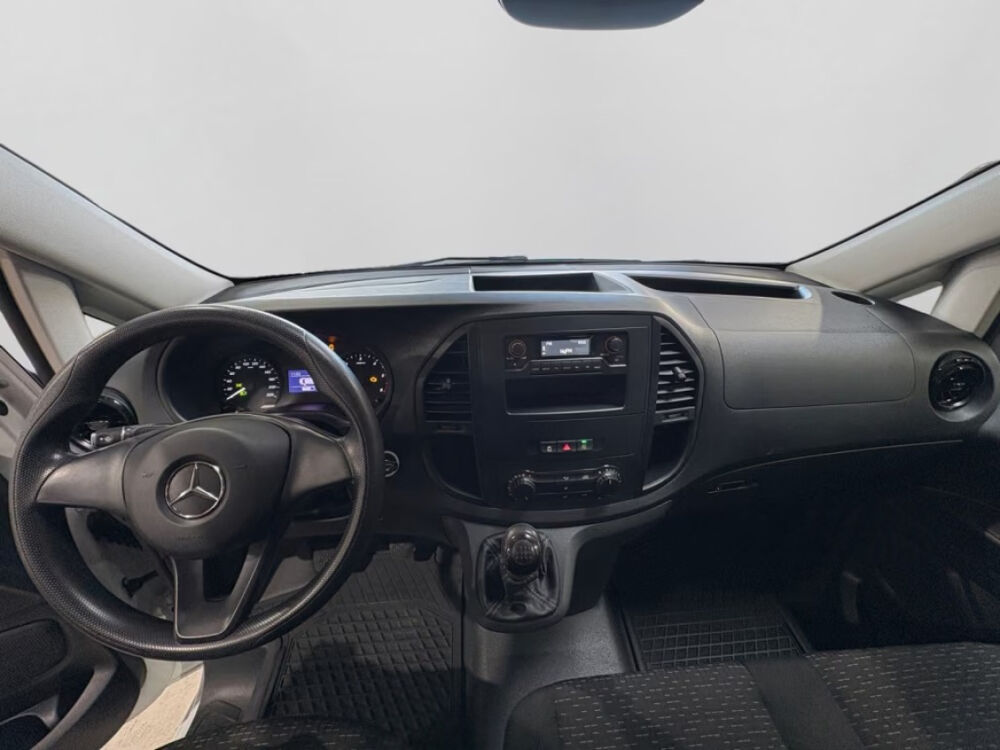 Vito VITO FOURGON 110 CDI LONG RWD FIRST 2022 occasion 85600 Montaigu
