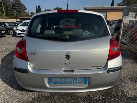 Clio III 1.2 75 Confort Pack Clim Dynamique 2005 occasion 30320 Marguerittes