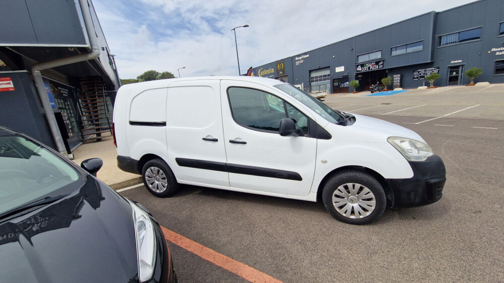 Berlingo BERLINGO XL 1.6 BLUEHDi 100 BUSINESS 2017 occasion 66750 Saint-Cyprien