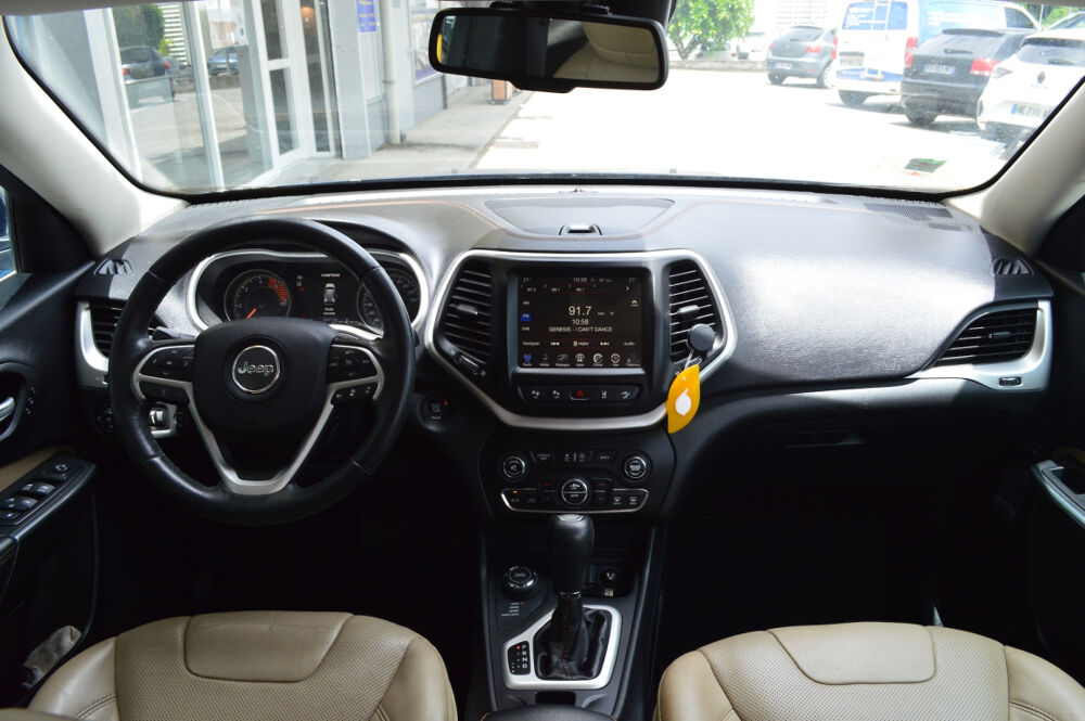 Cherokee 2.2L Multijet S et S 200 Active Drive II BVA Limite 2016 occasion 97122 Baie-Mahault