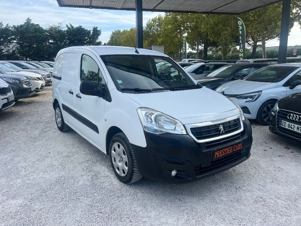 Partner 1.6 BLUEHDI 100 PREMIUM 1&egrave;re Main 2018 occasion 84000 AVIGNON