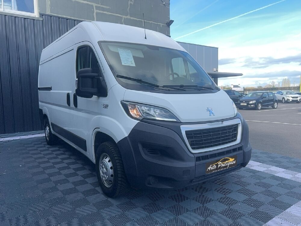 Boxer L2H2 BLUEHDI 140 S et S ASPHALT 2020 occasion 56700 Merlevenez