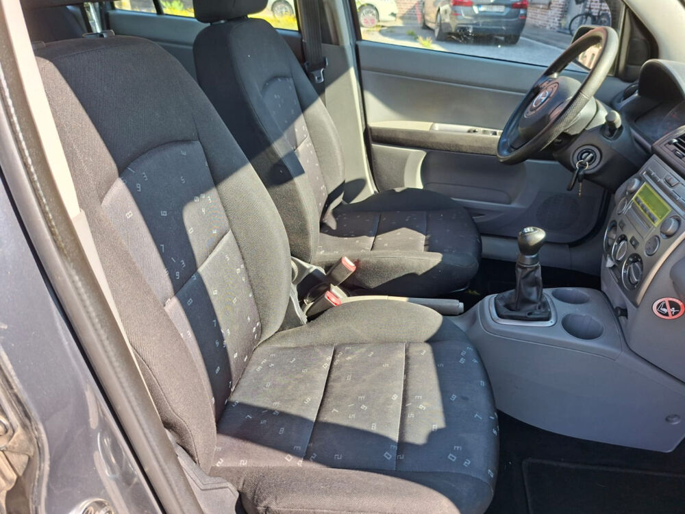 Mazda2 1.4D 70ch CLIM/DISTRIBNEUVE/PNEUSAVNEUFS/GAR6M 2005 occasion 59280 Armenti&egrave;res