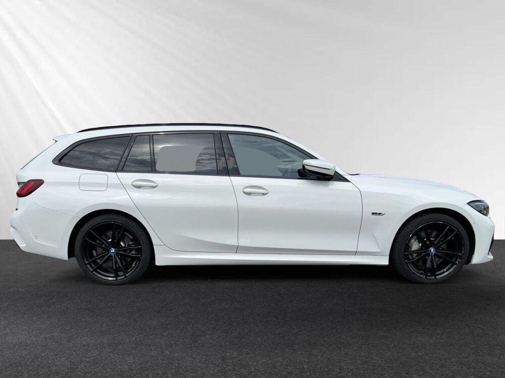 S&eacute;rie 3 Touring 330e 292 ch BVA8 M Sport 2022 occasion 85600 Montaigu