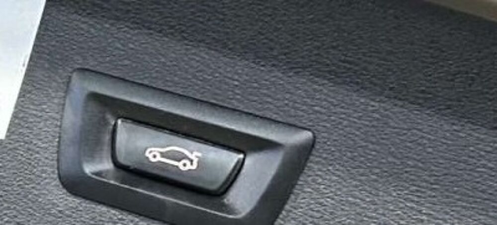 X1 sDrive 16d 116ch Auto. CUIR/REGVIT/PARKSENSOR/GPS/GAR12MOIS 2021 occasion 59280 Armenti&egrave;res