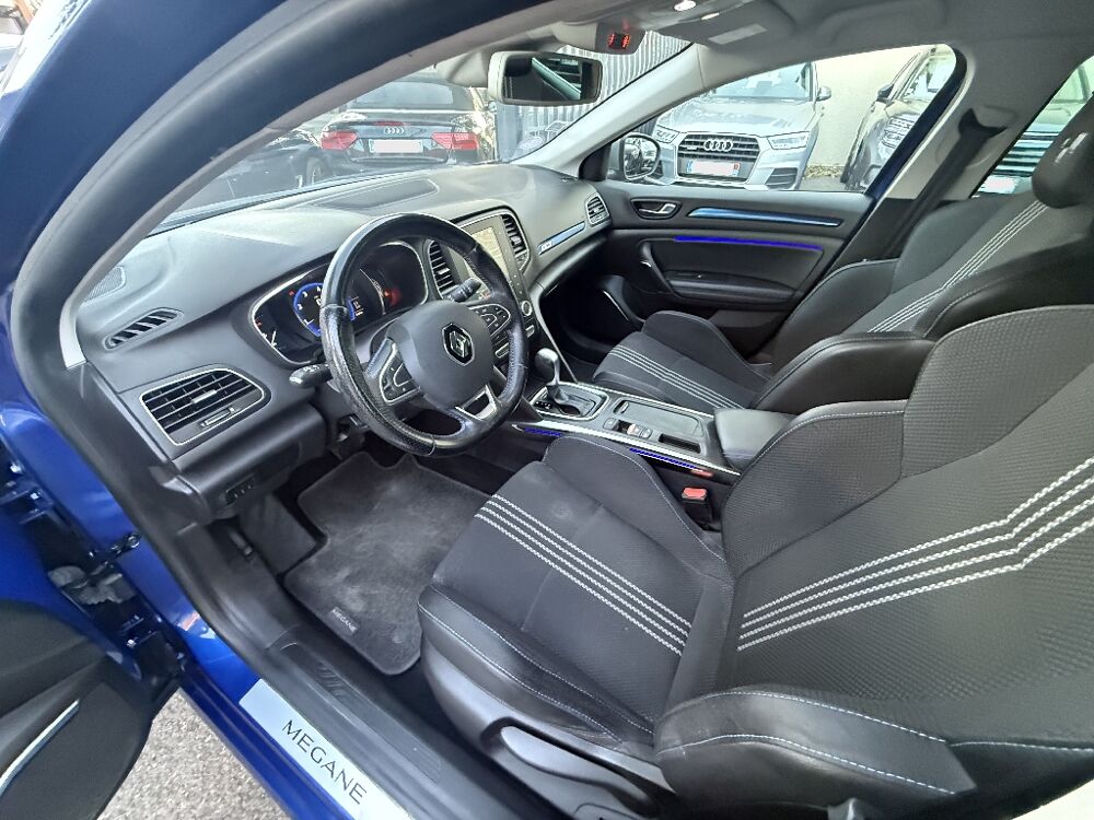 Megane IV M&eacute;gane IV Berline TCe 130 Energy EDC GT LINE 2017 occasion 30000 N&icirc;mes