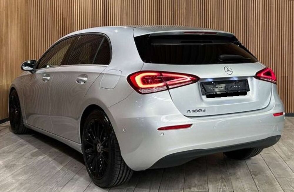 Classe A 180 d 2.0 8G-DCT CAM/CARPLAY/SIEGCHAUF/REGVIT/PDC/PAL/GAR12M 2023 occasion 59280 Armenti&egrave;res