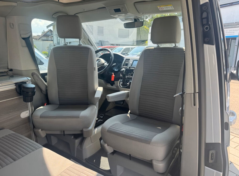 MULTIVAN California 2.0 TDI 150 DSG7 ocean 2019 occasion 85600 Montaigu