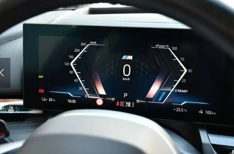 i5 eDrive40 340ch M Sport TOITPANO/AFFICHTETHAUT/ATTACHREM/HAR 2023 occasion 59280 Armenti&egrave;res
