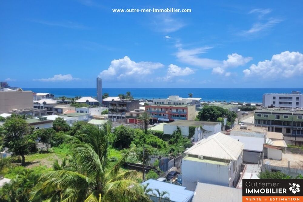 Exclusivité : Appartement T4 traversant avec vue mer ? C?ur de Saint-Denis
