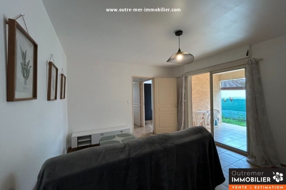 Location Appartement T2 tampon RDC avec varangue et jardin en L Le tampon