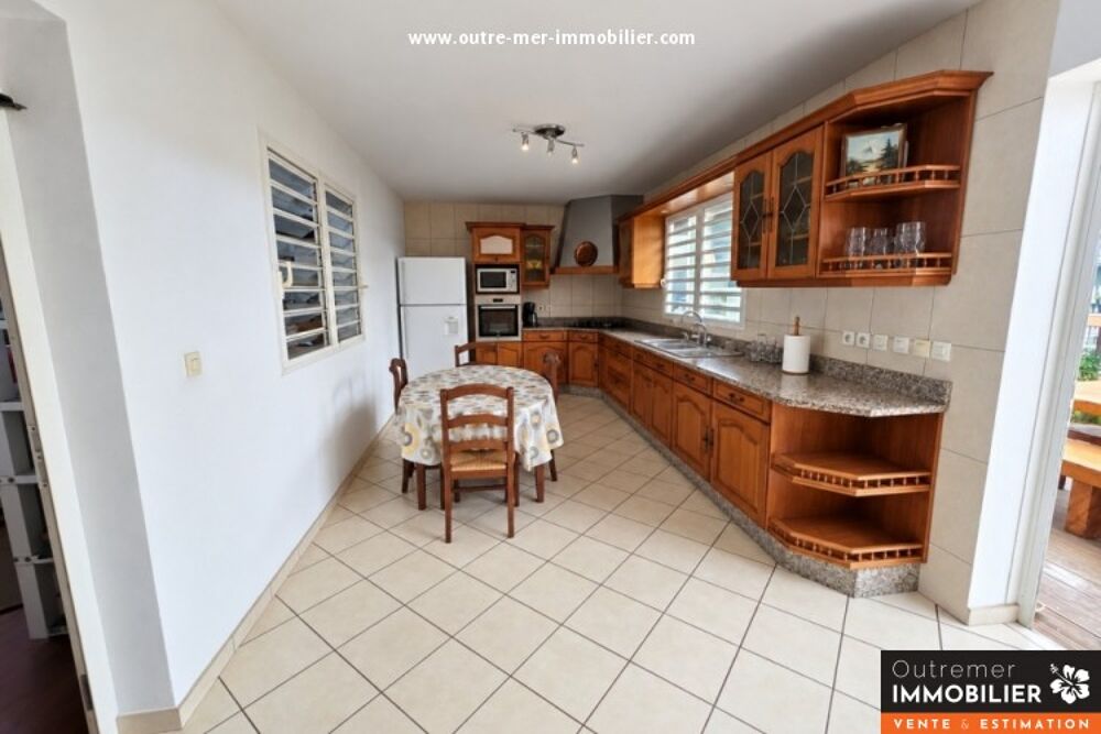 Vente Maison Spacieuse maison familiale de 180 m² avec 5 chambres, véranda proche de Champ Borne Saint-andré