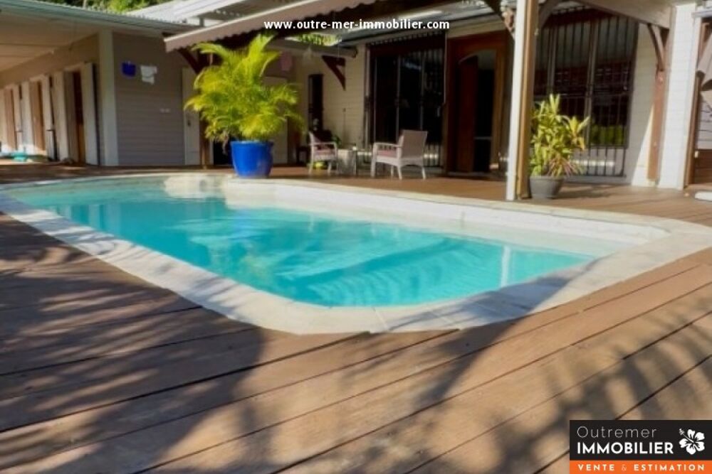 Vente Maison Villa de plain-pied avec piscine et vue mer dans un magnifique domaine de 12 000 m² Sainte-marie